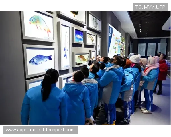 冲浪训练营推出“生态守护”主题课程,教育与运动结合 冲浪训练营推出“生态守护”主题课程,教育与运动结合