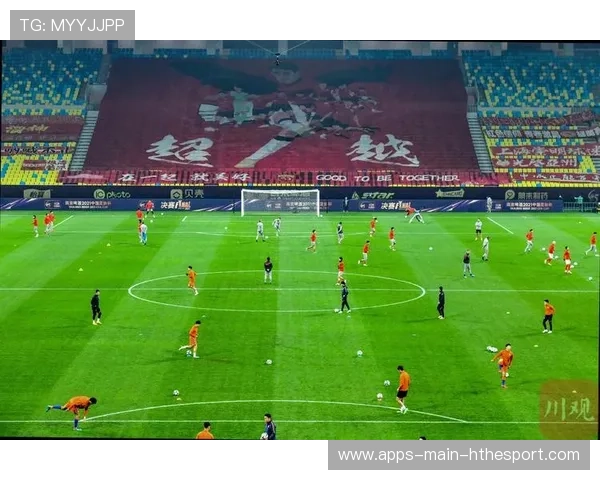 中国足球联赛优化比赛场地设施，中国专业足球场地