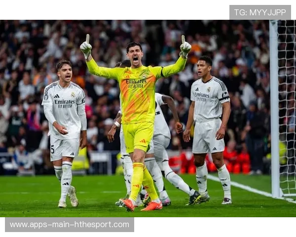 欧冠悲喜夜:阿森纳豪取十连胜,利物浦力克皇马,拜仁客场胜巴黎 欧冠悲喜夜:阿森纳豪取十连胜,利物浦力克皇马,拜仁客场胜巴黎